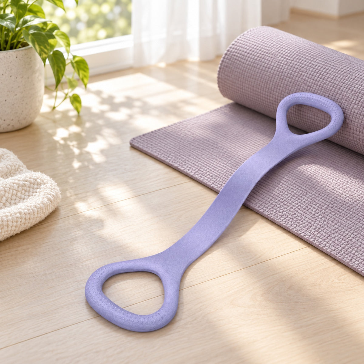 Figure-Eight Resistance Band - lifestyle